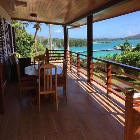 Le Grand Bleu Villas Baie Sainte Anne エクステリア 写真