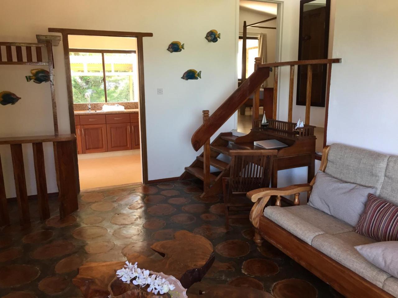 Le Grand Bleu Villas Baie Sainte Anne エクステリア 写真