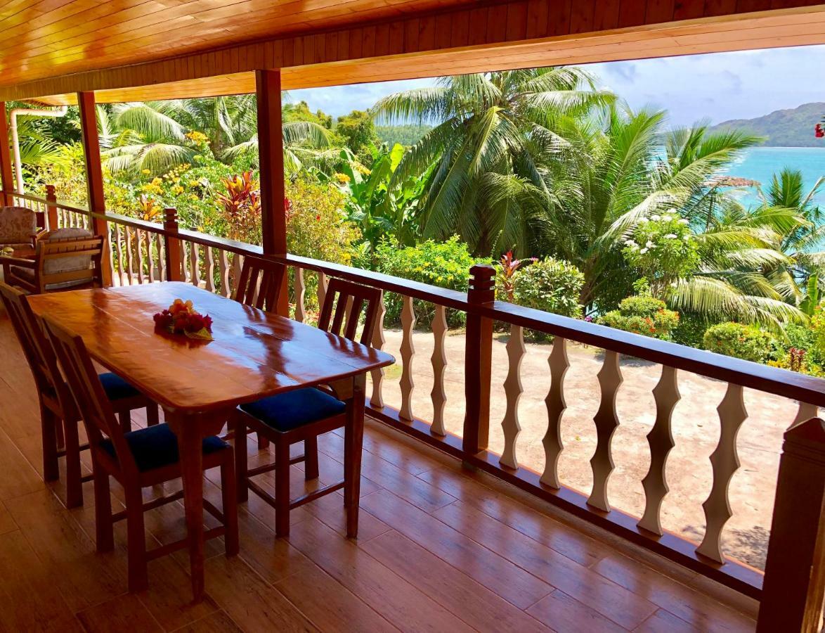 Le Grand Bleu Villas Baie Sainte Anne エクステリア 写真