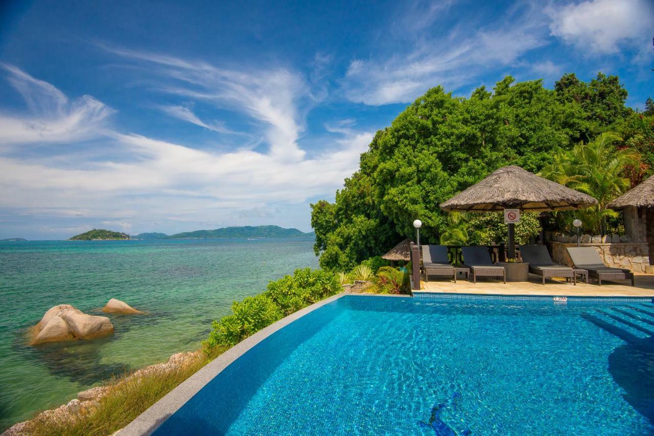 Le Grand Bleu Villas Baie Sainte Anne エクステリア 写真